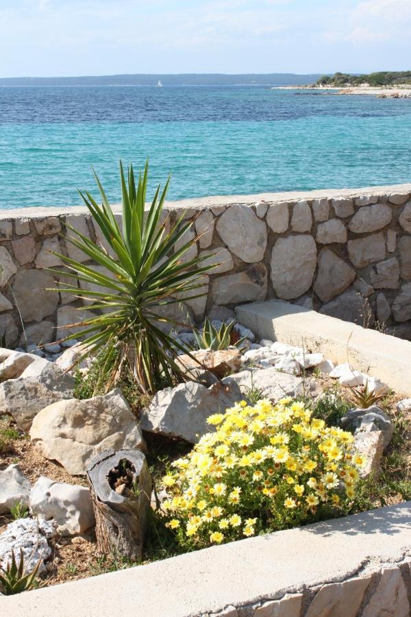 Apartments By The Sea Lun, Pag - 3320 Lun  Exterior photo